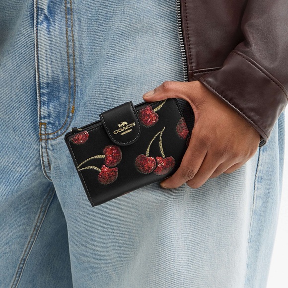 NWT Coach Medium Corner Zip Wallet With Cherry Print CDF10